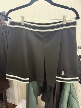 NWOT Psycho Bunny Women’s Sold Out Black Pleated Skort with White Trim Medium